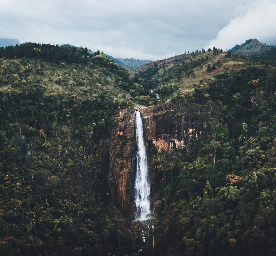 Diyaluma Falls