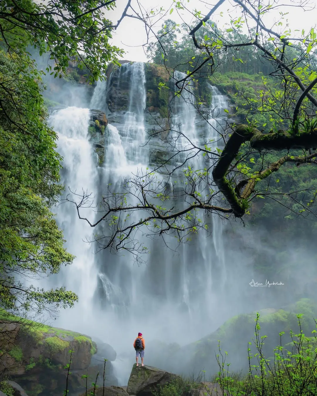 bomburu ella waterfall in nuwara eliya