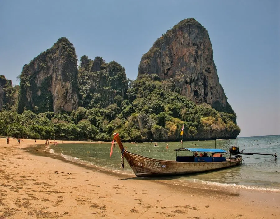 Railay beaches and caves in Krabi