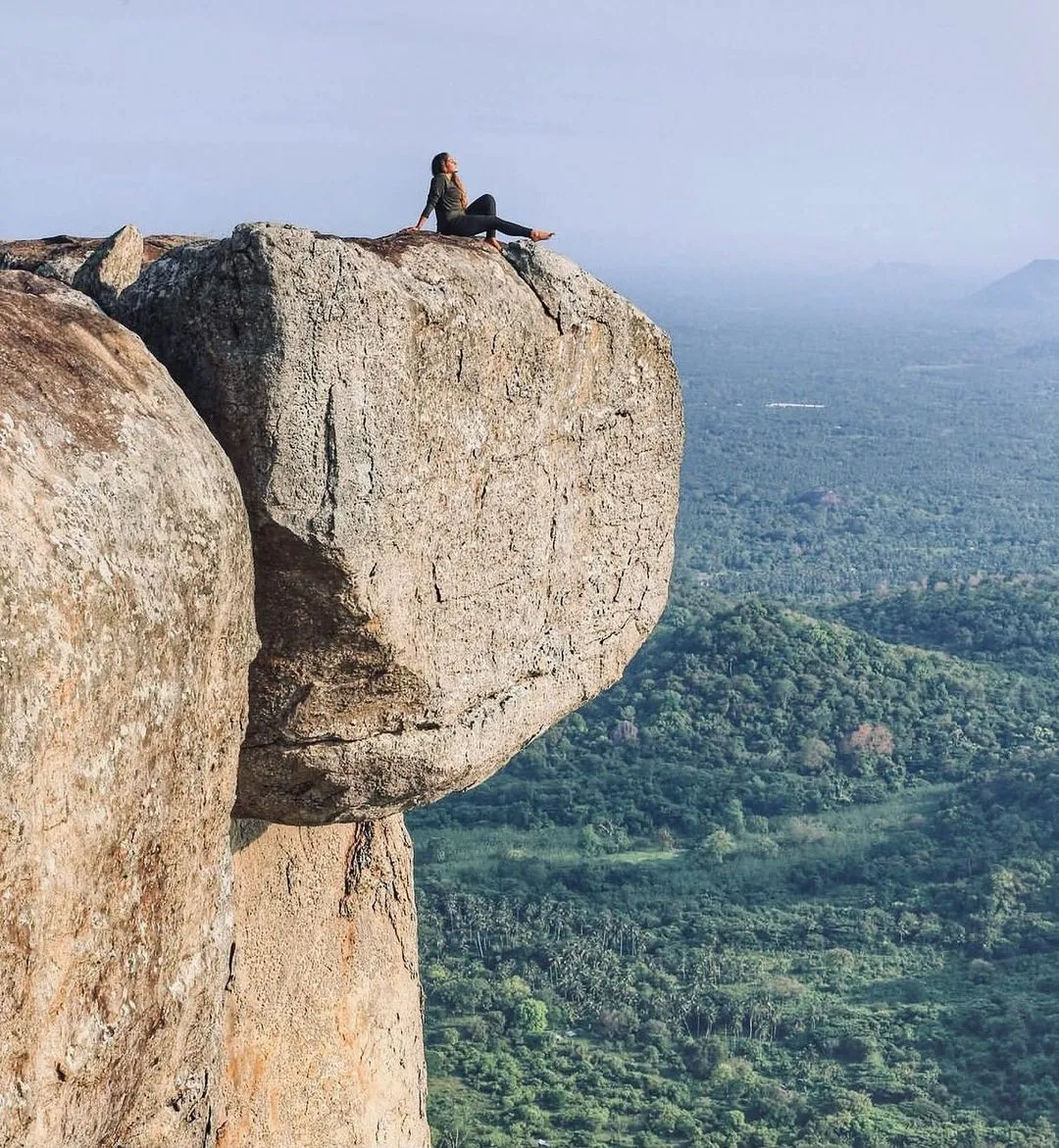 dolukanda mountain