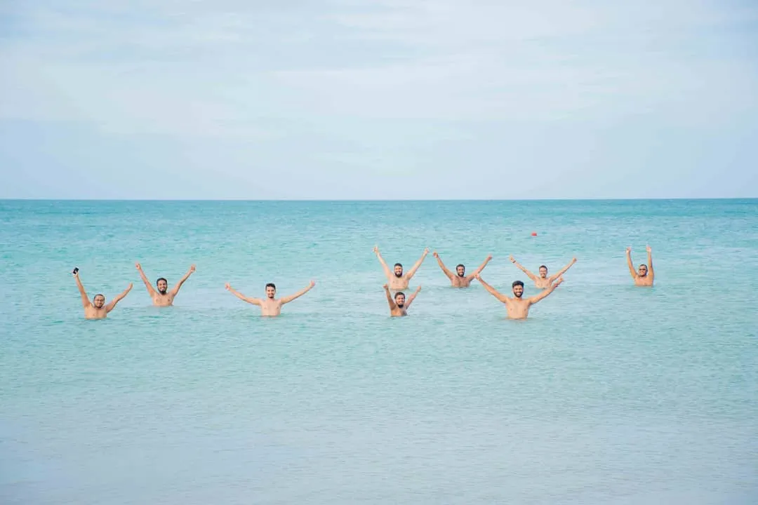 Sea bathing in Pasikuda bay