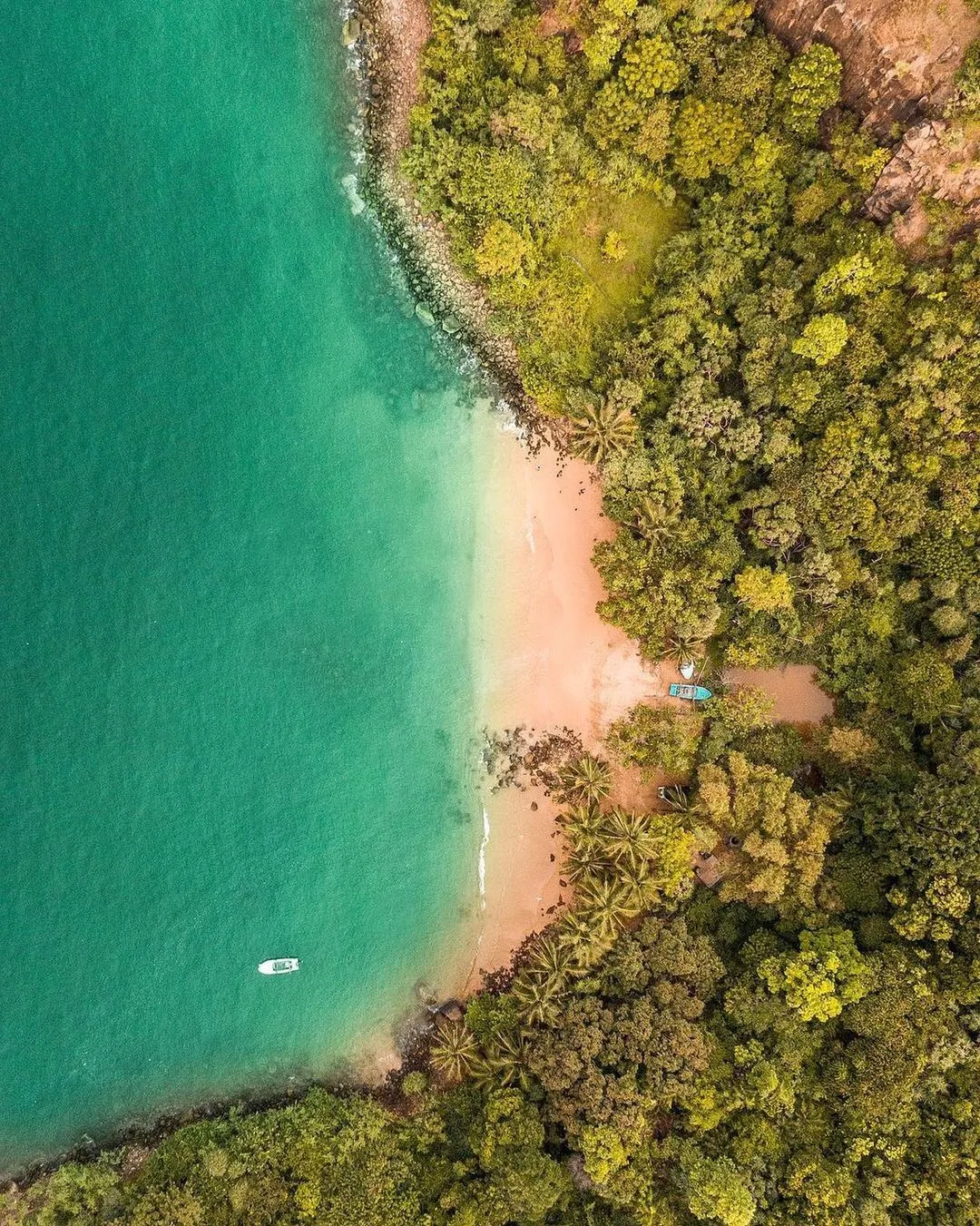 jungle beach in unawatuna