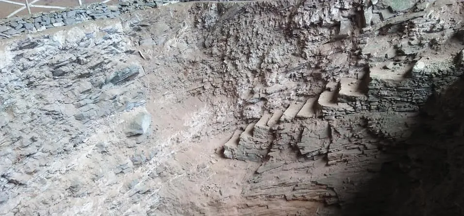 Pahiyangala Rock Cave