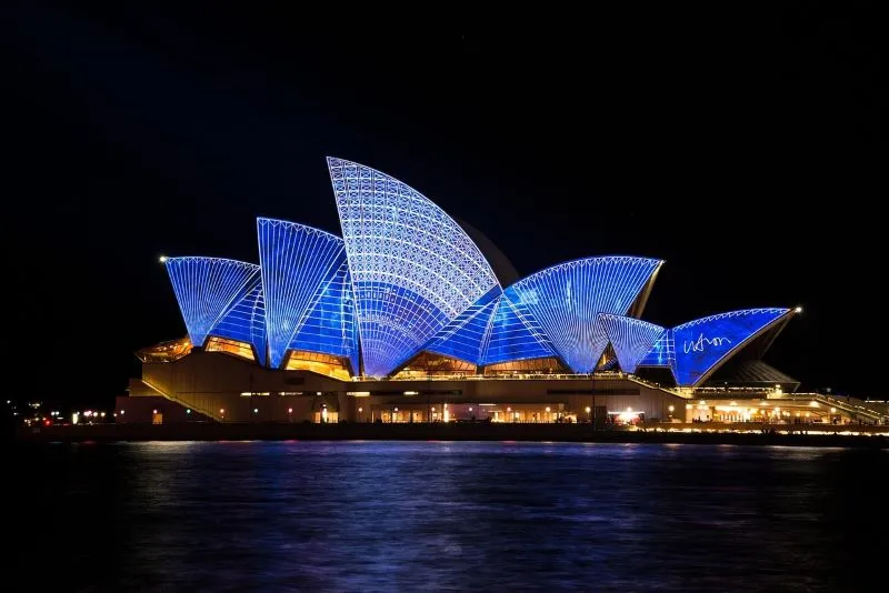 Sydney Opera house night capture