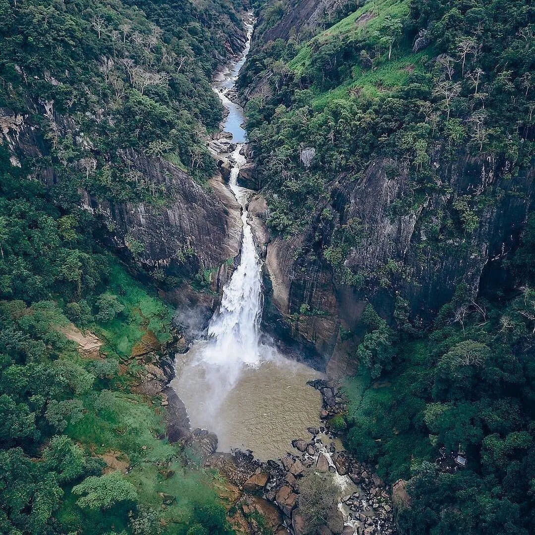 dunhinda falls in sri lanka