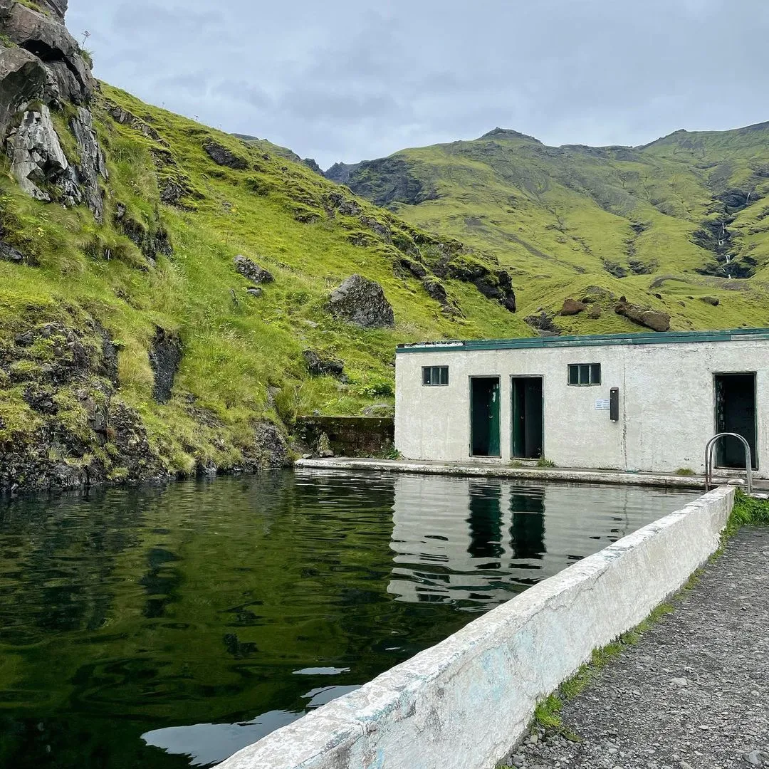 geothermal pool in seljavallalaug iceland